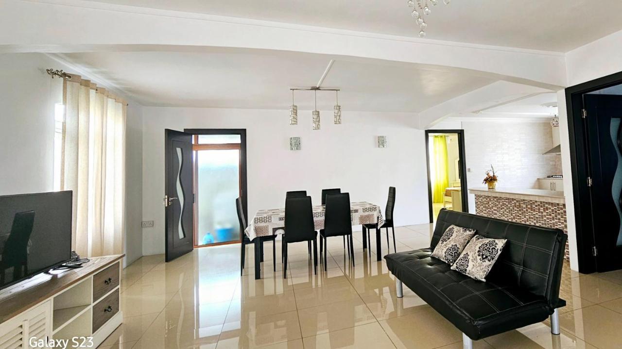 White Residence Quatre Bornes Exterior foto